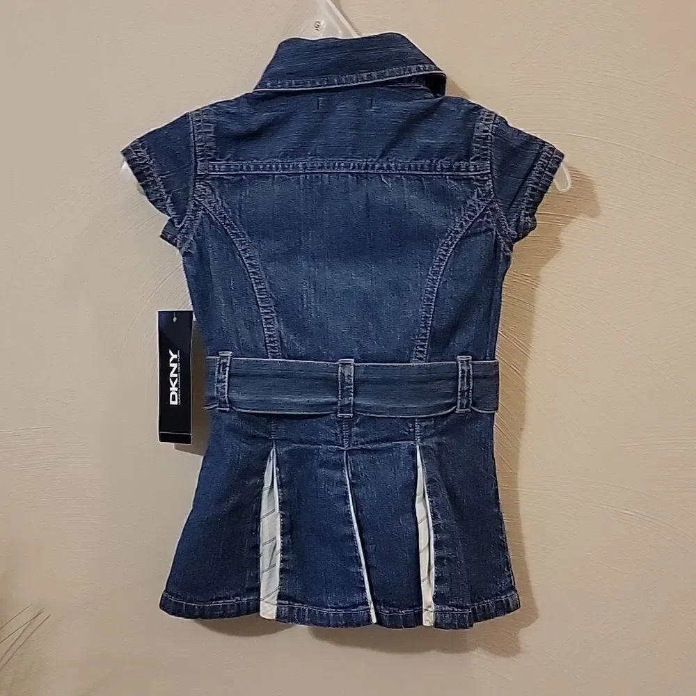 DKNY DENIM BELTED DRESS WITH PLEATED SKIRT AND PEARL BUTTONS, SIZE 2/2T - NEW!